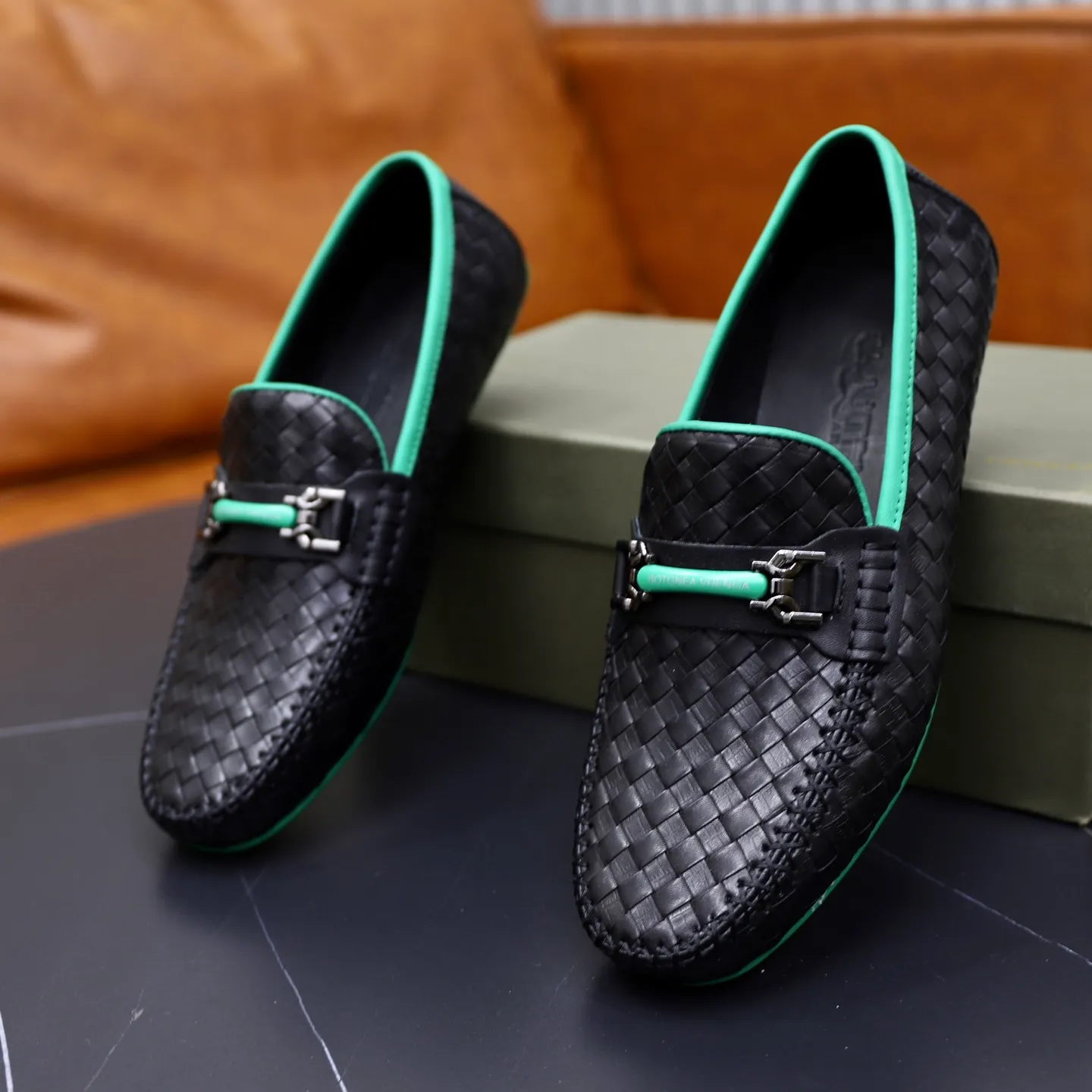 Men's shoes 💰500💰BOTTEG* VENET* - high-end boutique Size: 38-44 (45 custom-made) BV new product, calfskin artificially woven classic style harmoniously blends with contemporary fashion temperament, rubber soles are light and flexible, water-dyed cowhide!